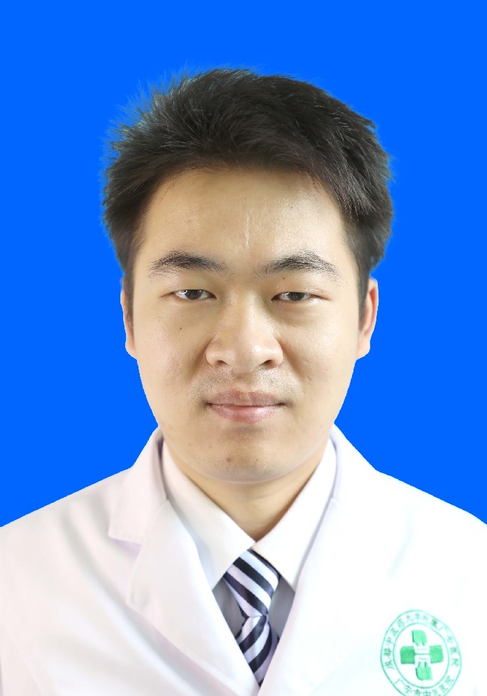 李磊